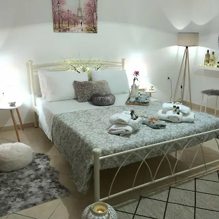 Anelia's Luxury Studio In Corfu *